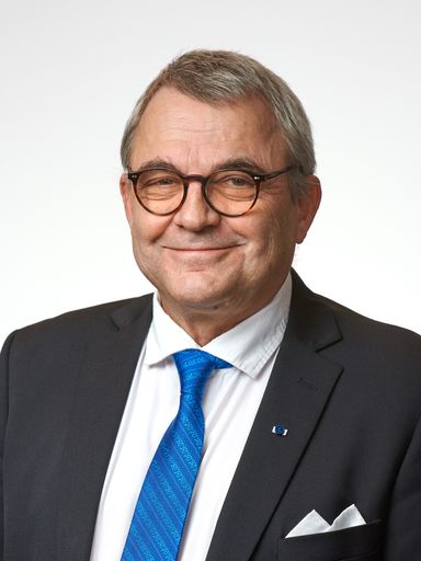 Peter Lindbäck